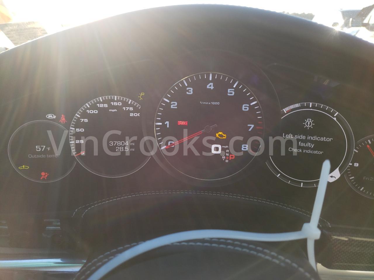 WP0AB2A70HL124012