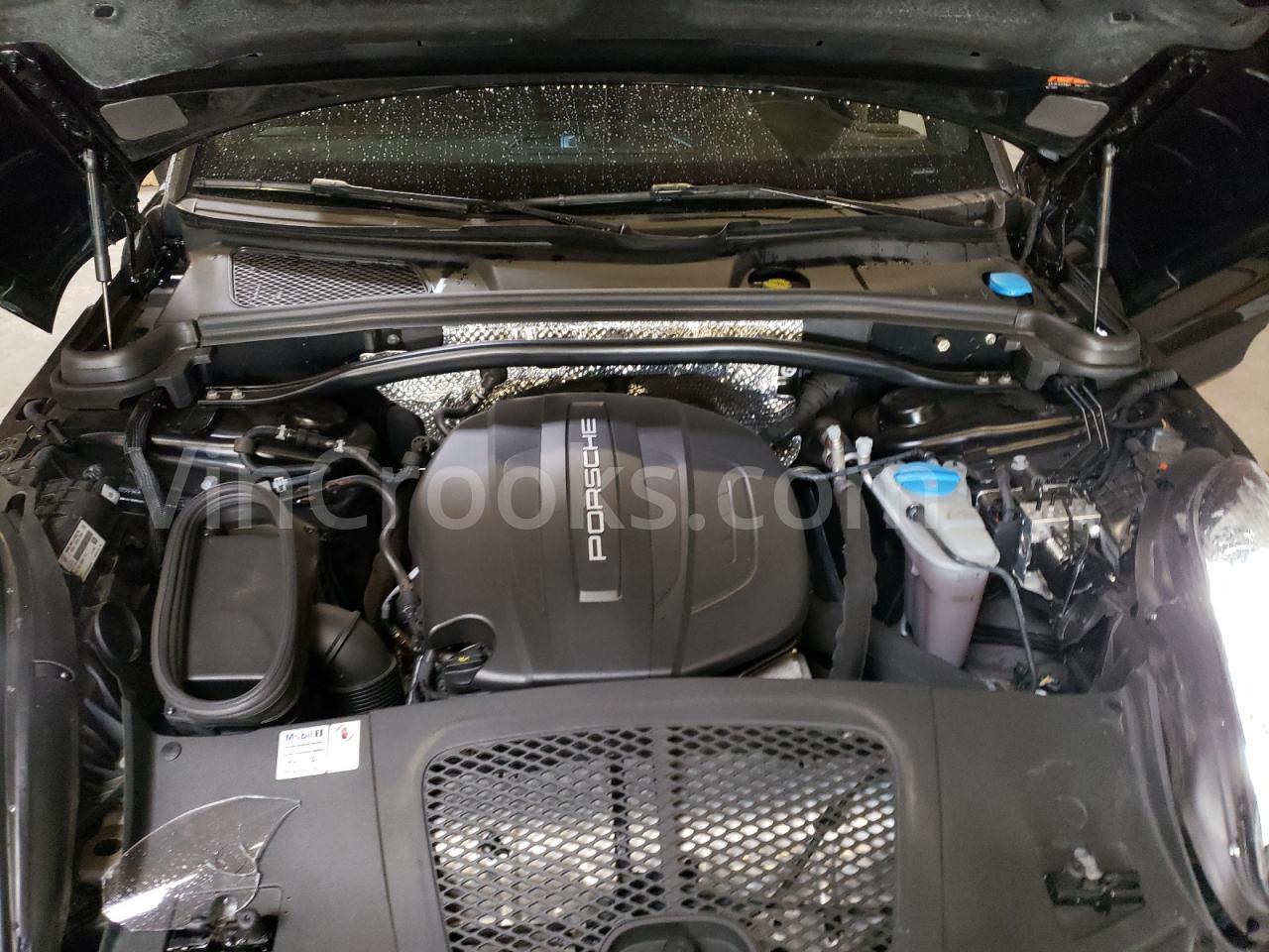 WP1AA2A53JLB11809