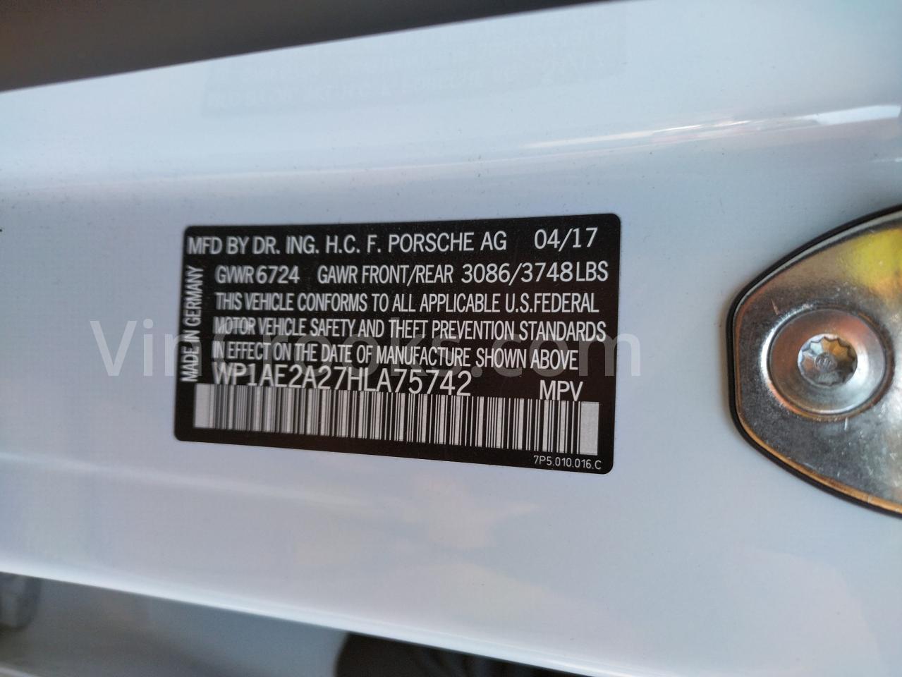 WP1AE2A27HLA75742