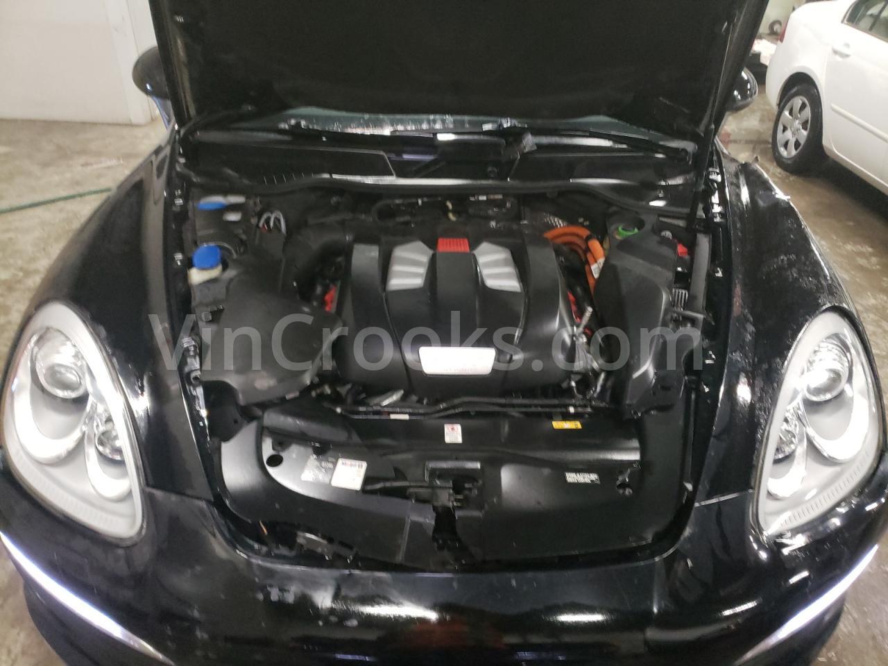WP1AE2A27ELA51050
