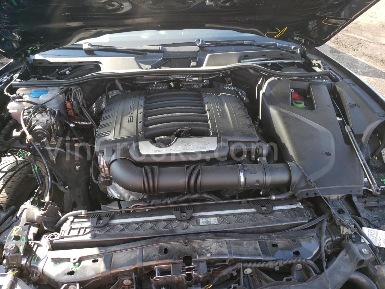 WP1AA2A21JKA06875