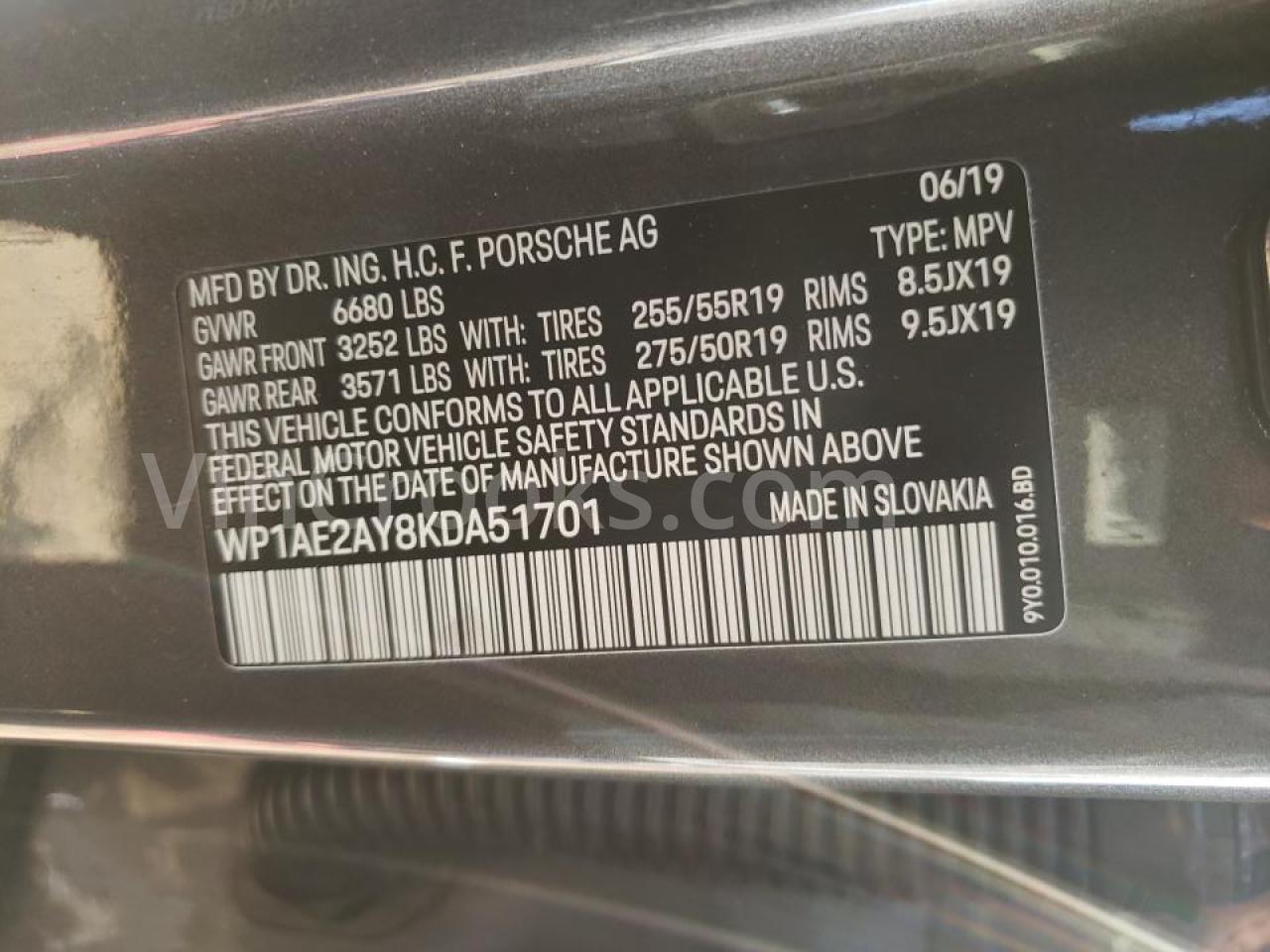 WP1AE2AY8KDA51701