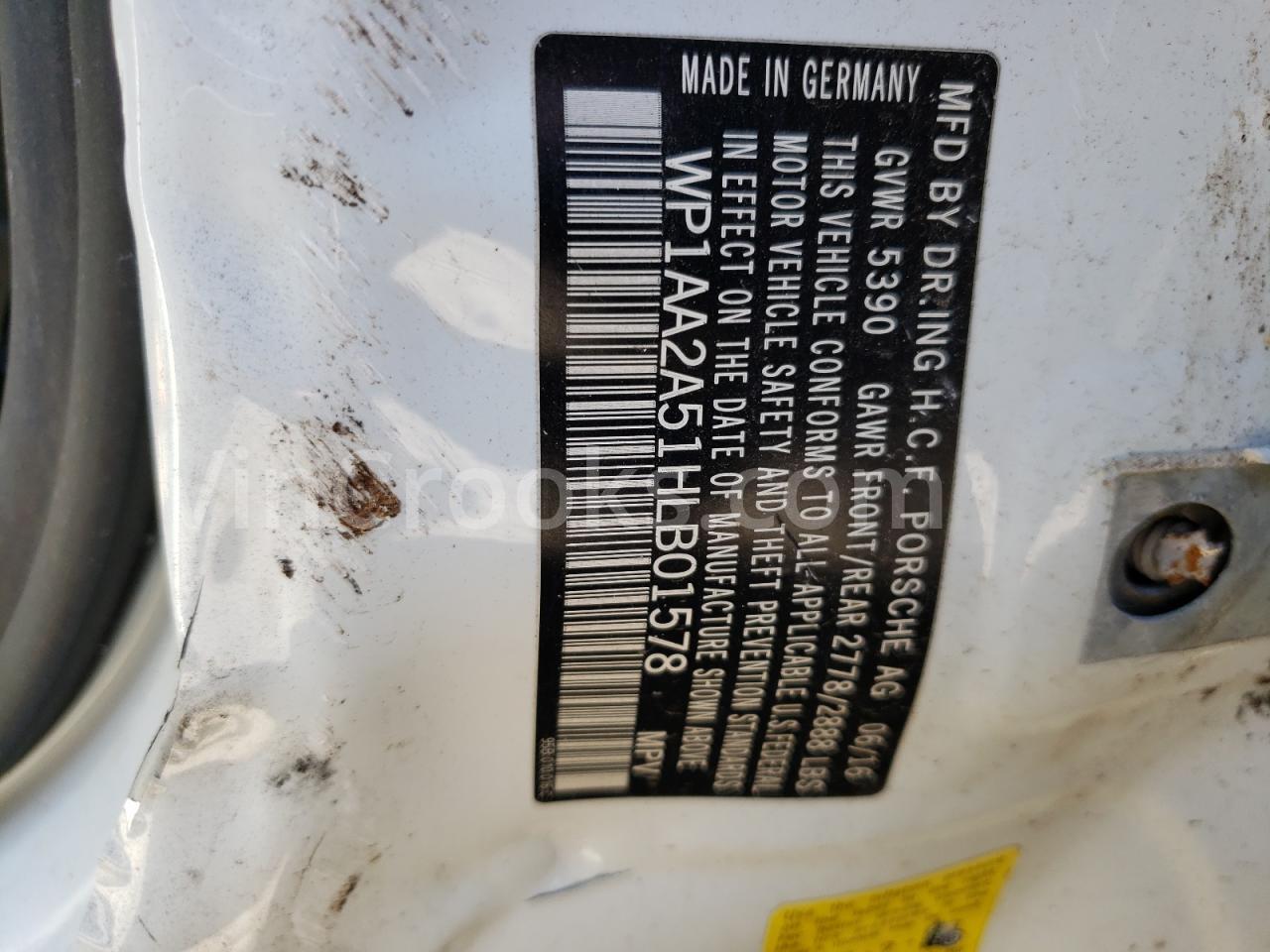 WP1AA2A51HLB01578