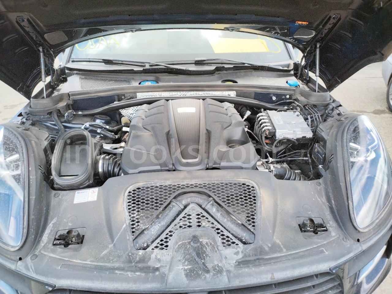 WP1AB2A56MLB33014
