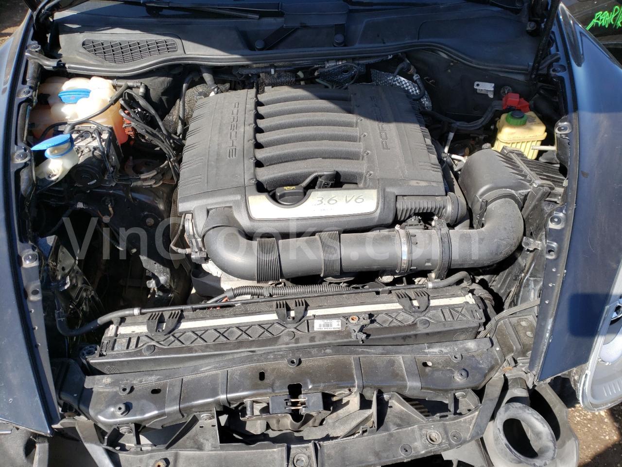 WP1AA2A28CLA02996