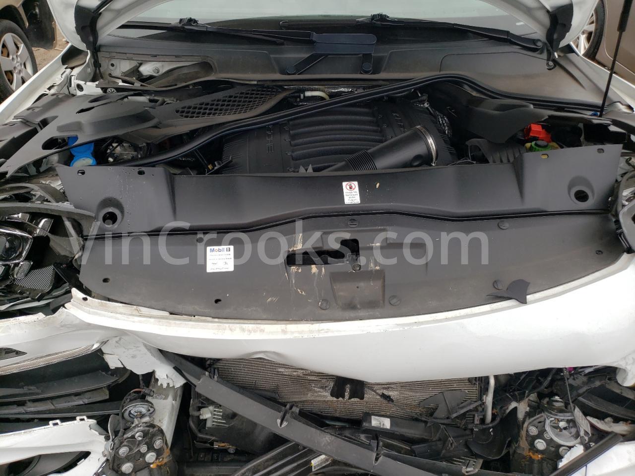 WP1AA2A20HKA80833