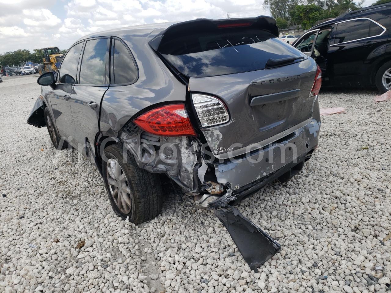 WP1AA2A22CLA03786