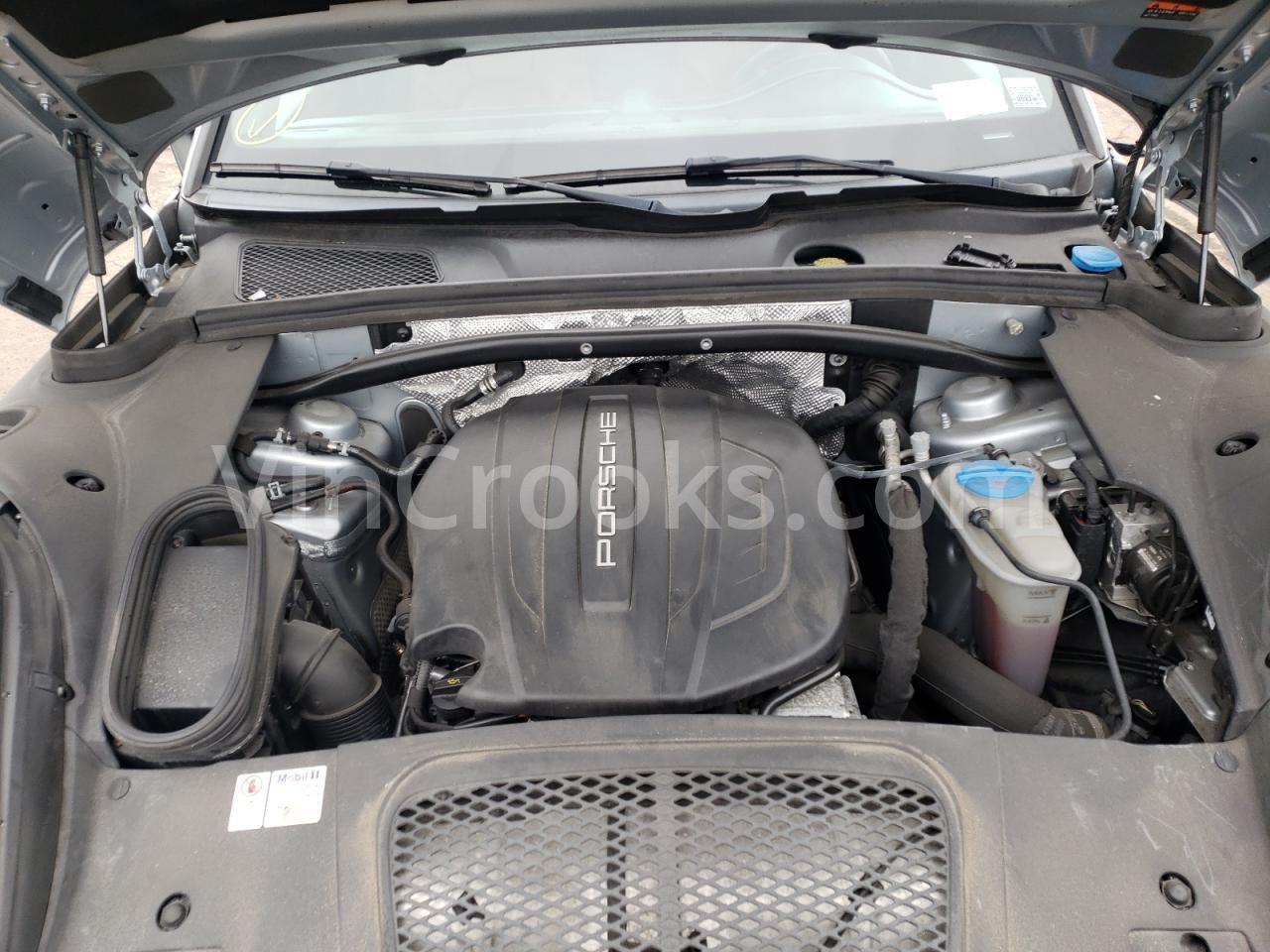 WP1AA2A55HLB80768