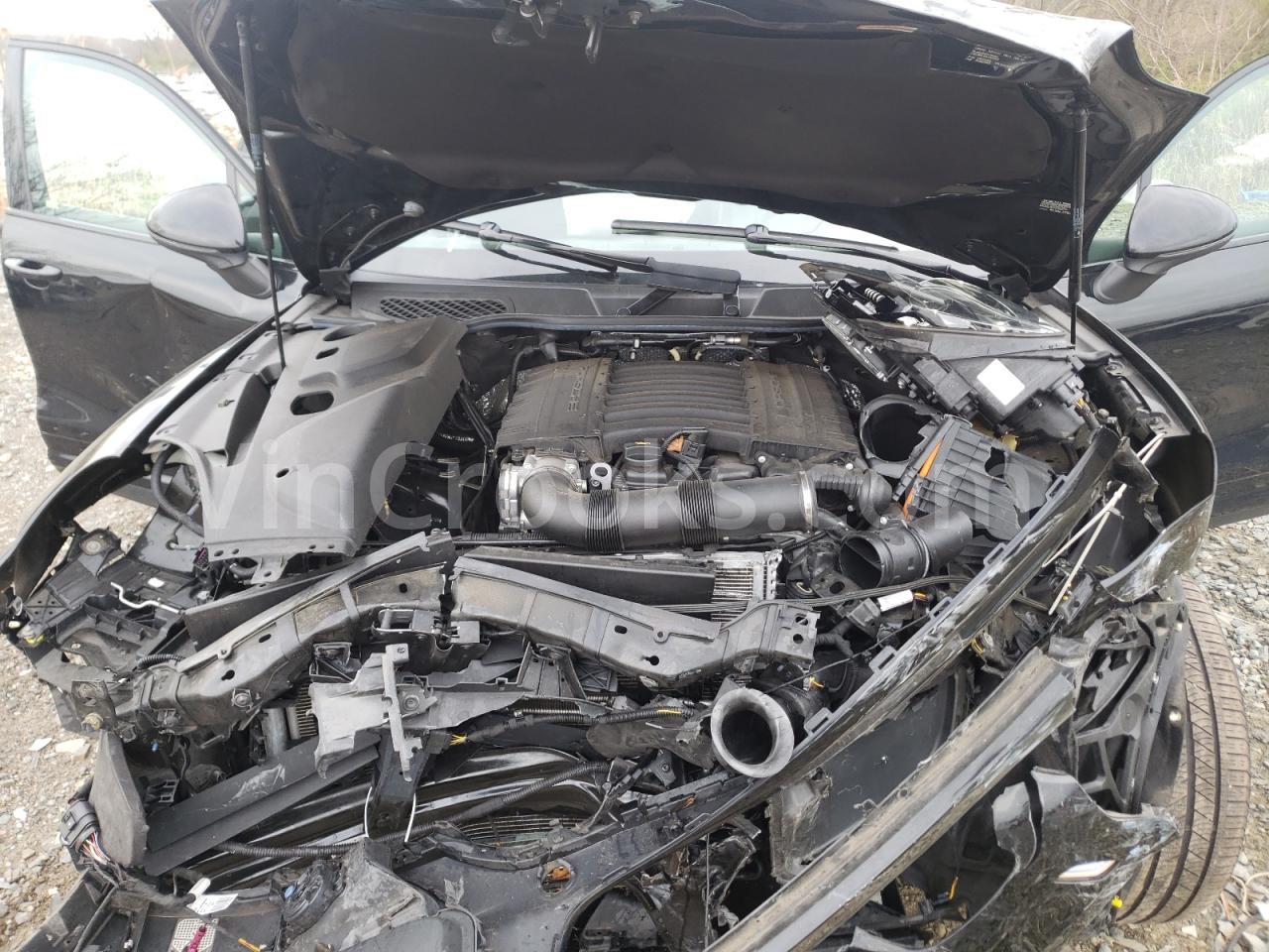 WP1AA2A25HKA92105