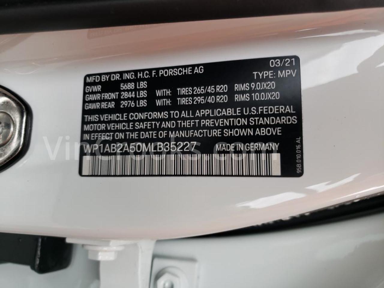 WP1AB2A50MLB35227