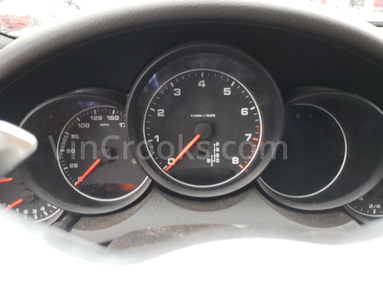 WP1AA2A23HKA89526