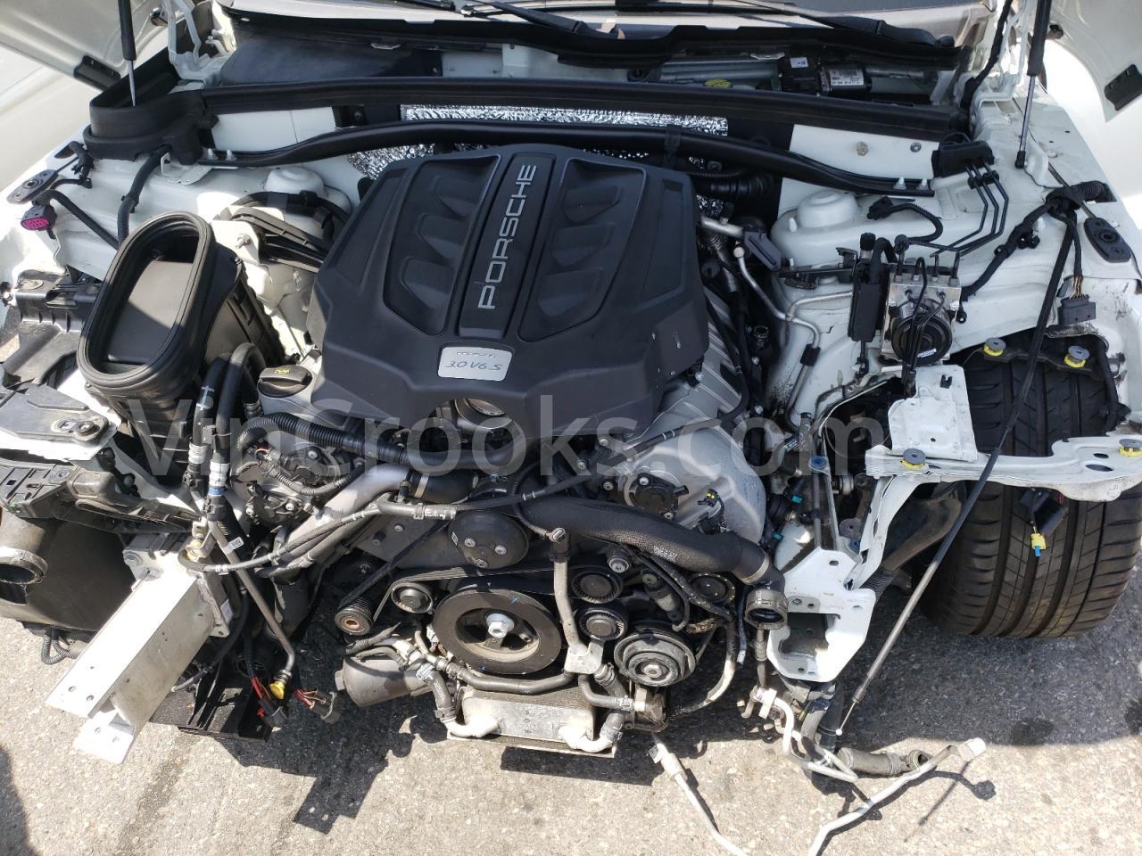 WP1AB2A59JLB33813