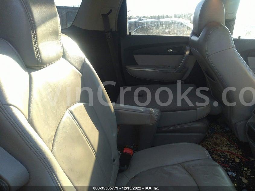 1GKEV33798J219826