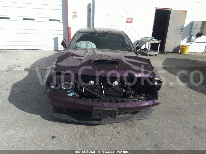 2C3CDZJG4NH237728