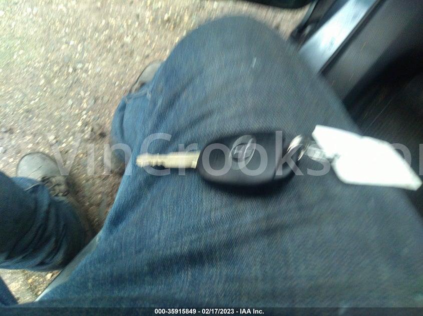 2T1BURHE8HC906187