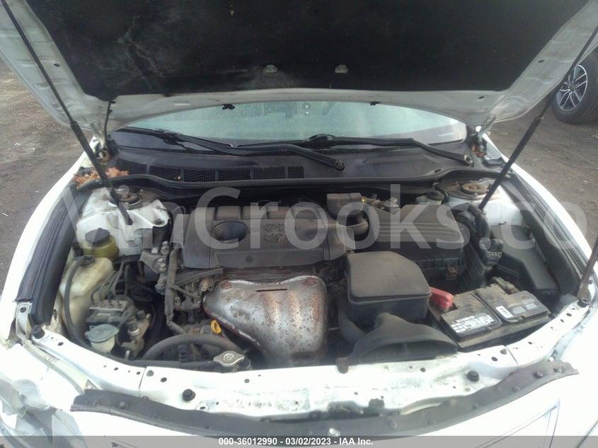 4T1BF3EK1BU589070