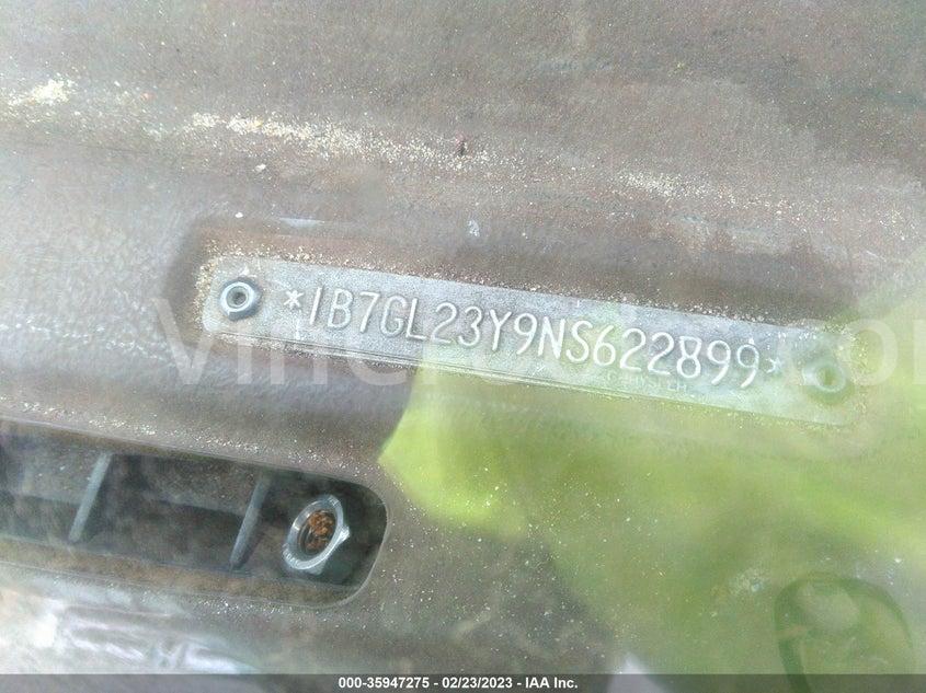 1B7GL23Y9NS622899