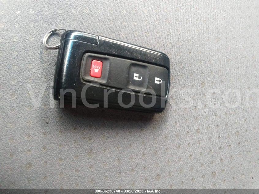 JTDKB20UX50122860