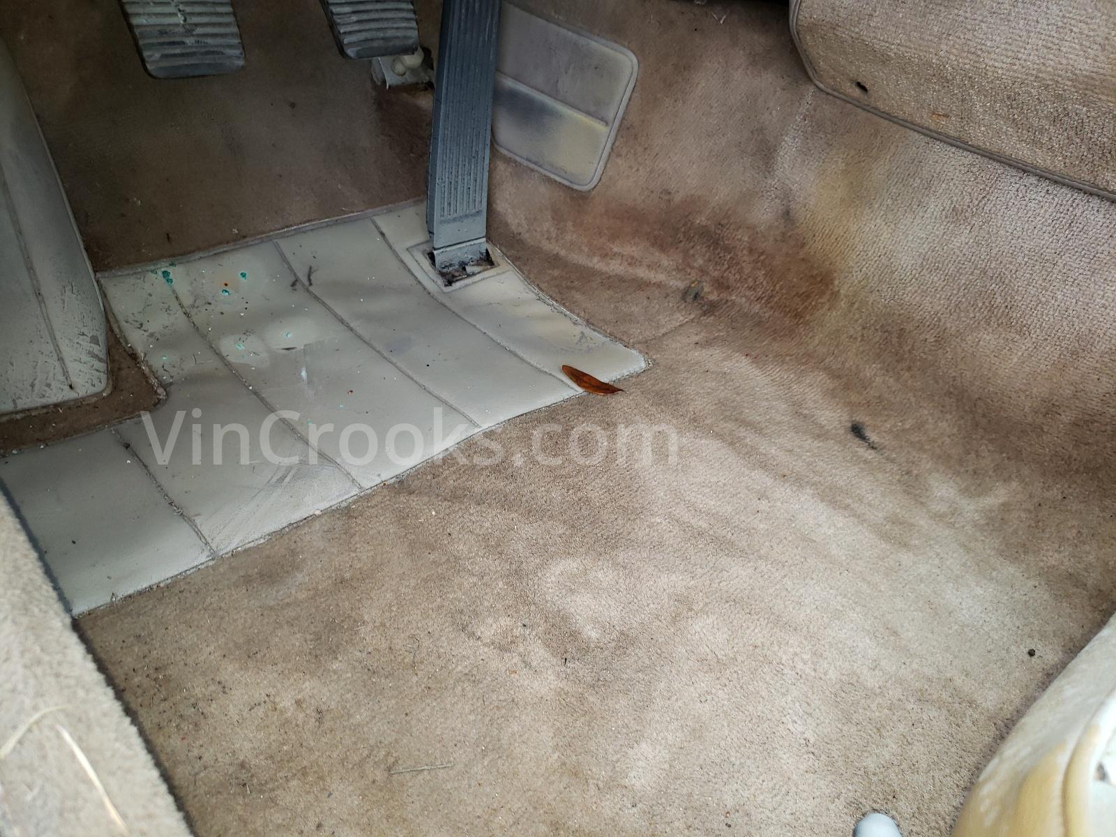WP0AA0942EN451979
