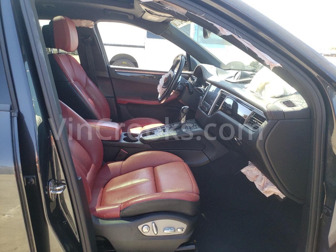 WP1AA2A55JLB16770