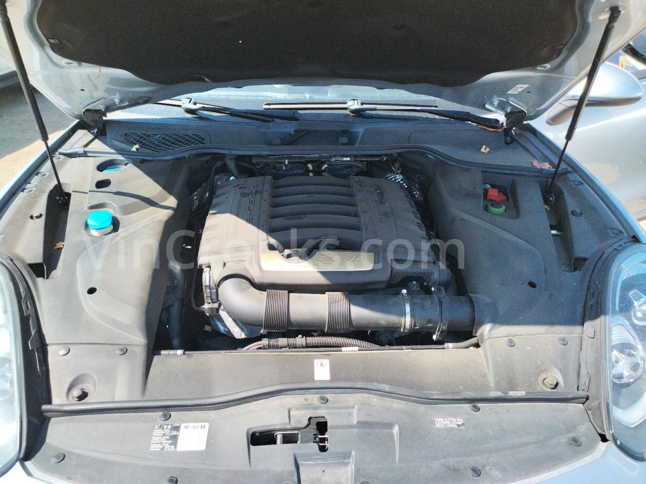 WP1AA2A22GKA11303