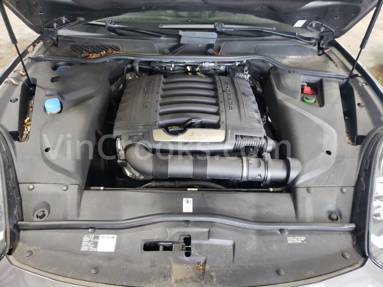WP1AA2A28GKA12164