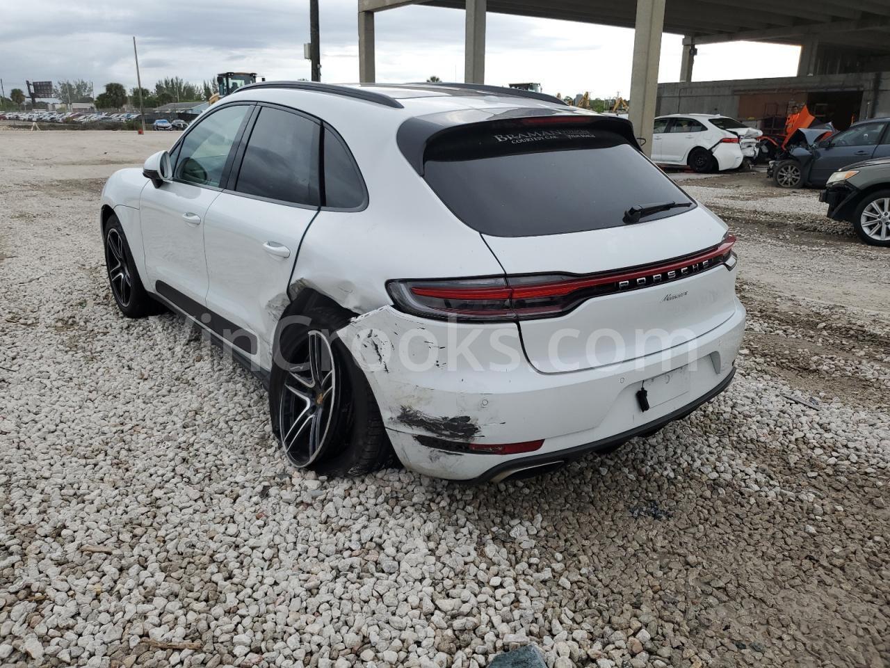 WP1AA2A57MLB16189