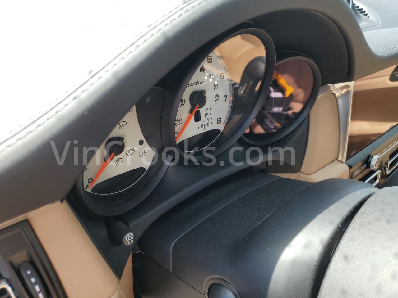 WP1AF2A51MLB60612
