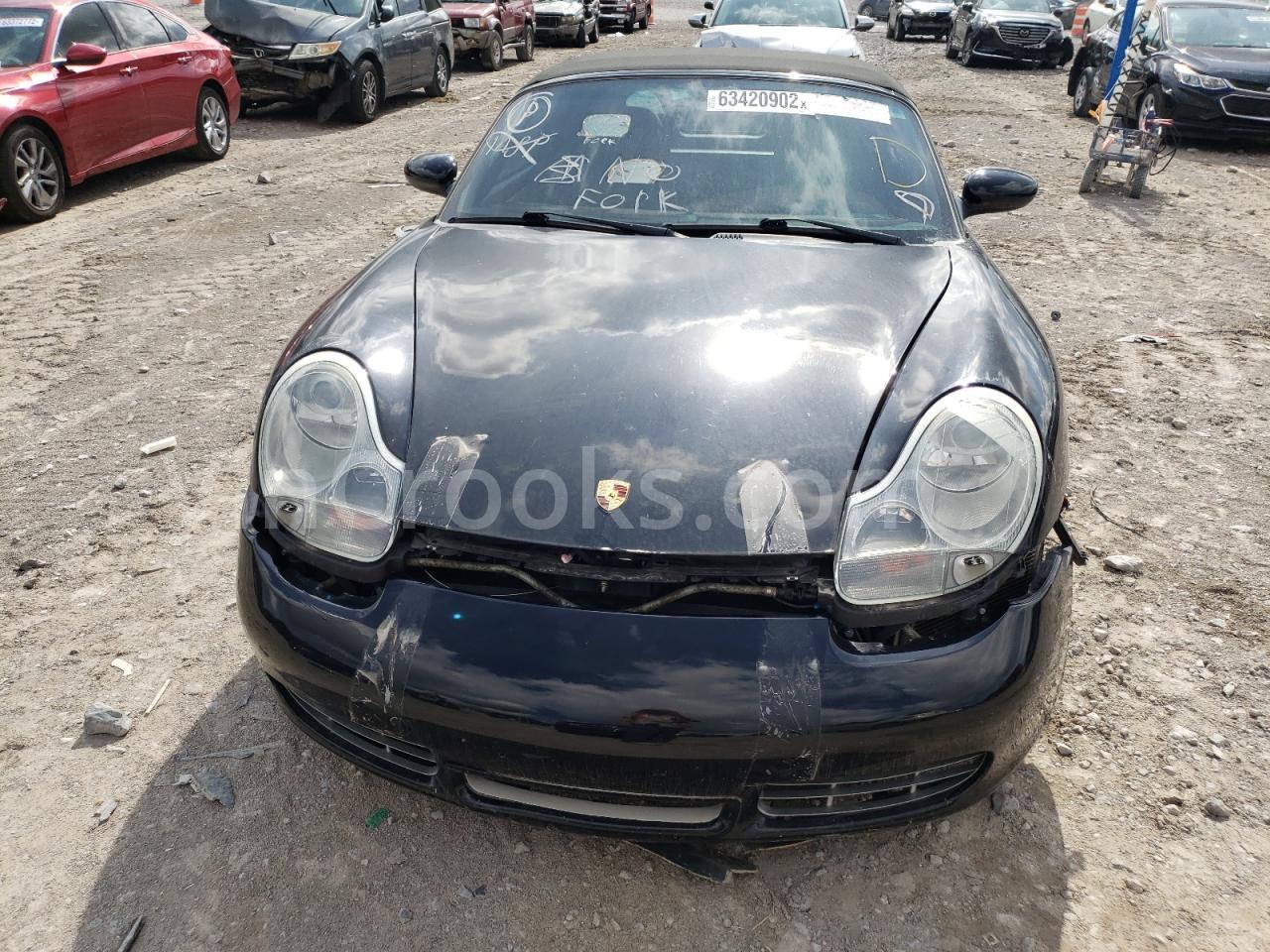 WP0CB2988YU660755