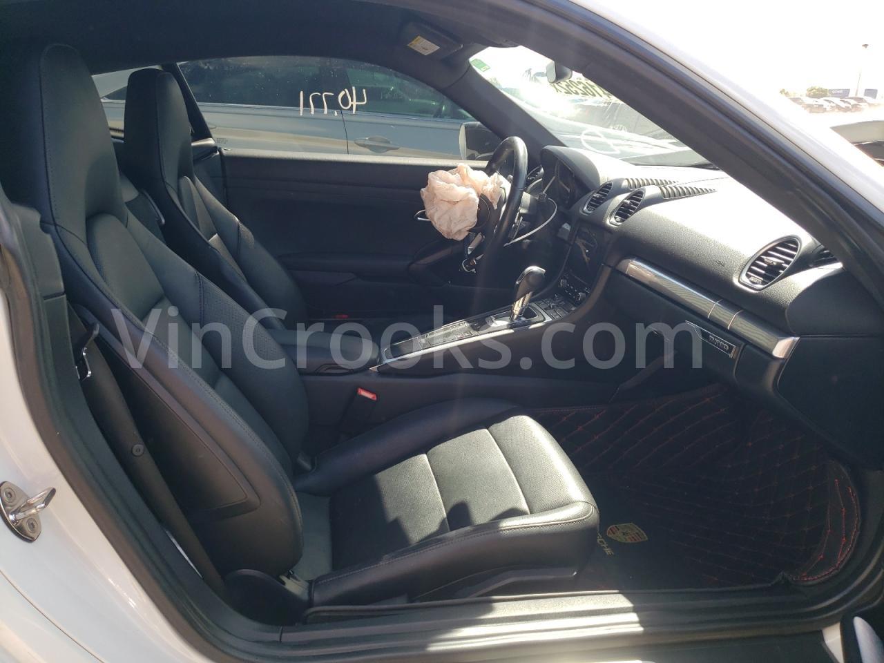 WP0AA2A8XHS270712