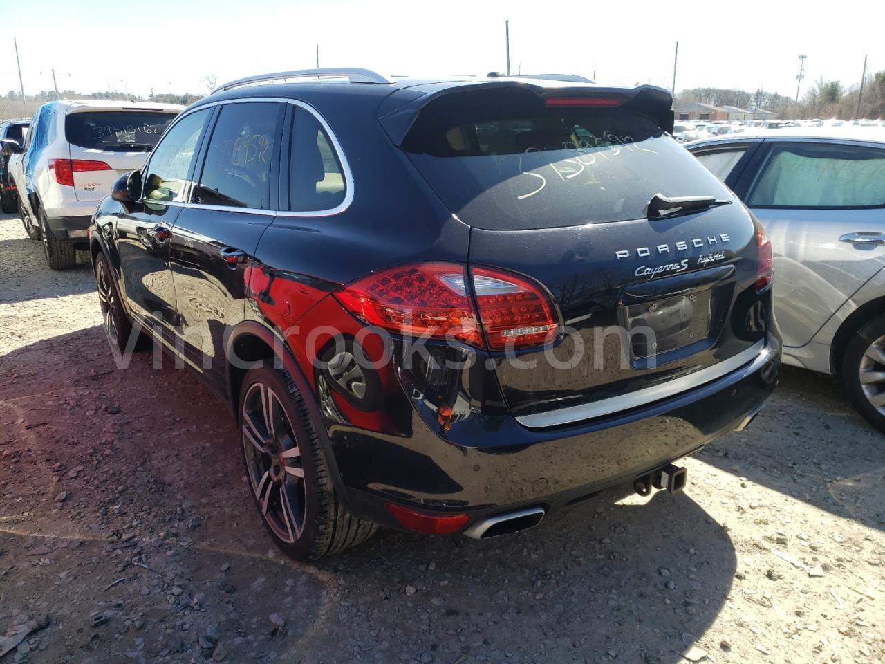 WP1AE2A29CLA92051