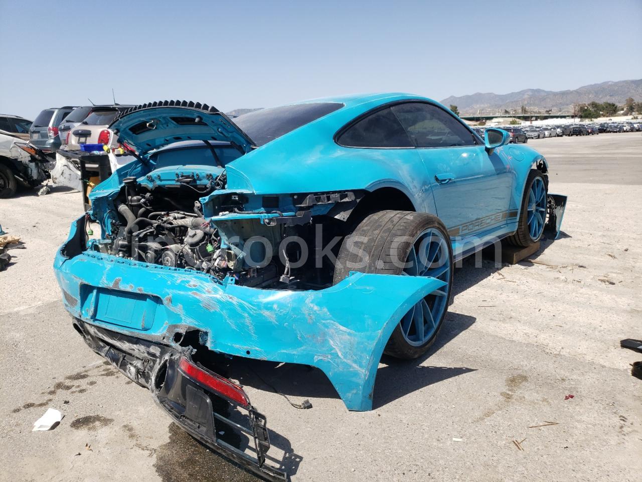 WP0AA2A96MS205214
