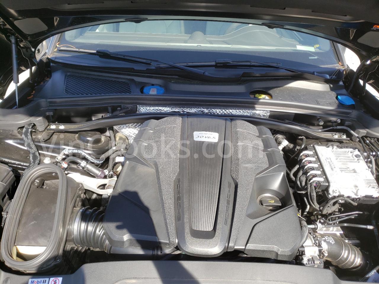 WP1AB2A53MLB37697