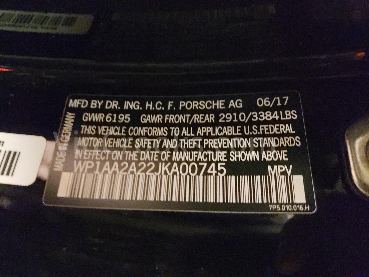 WP1AA2A22JKA00745