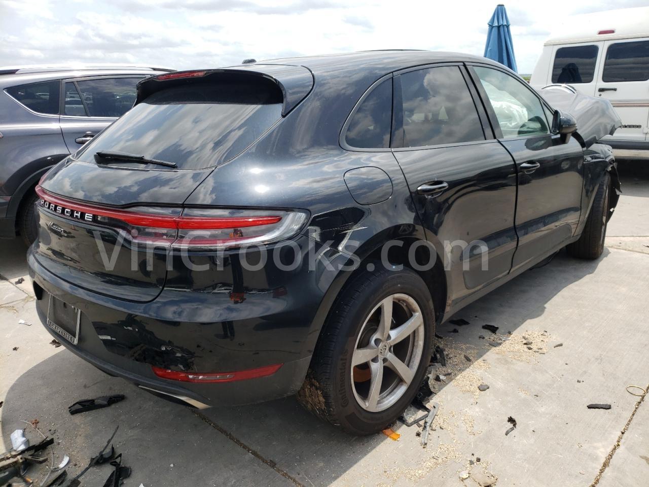 WP1AA2A50MLB03915