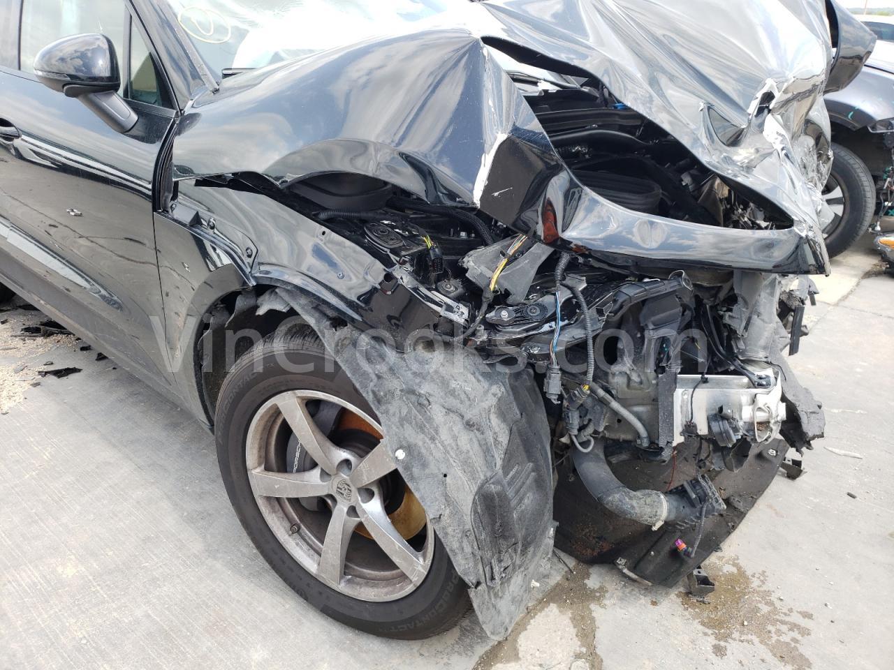 WP1AA2A50MLB03915