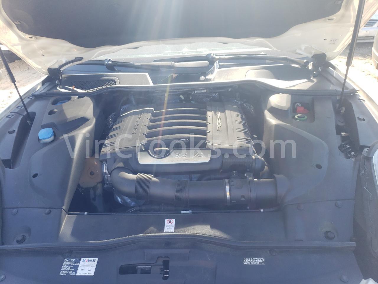 WP1AA2A21GKA09588
