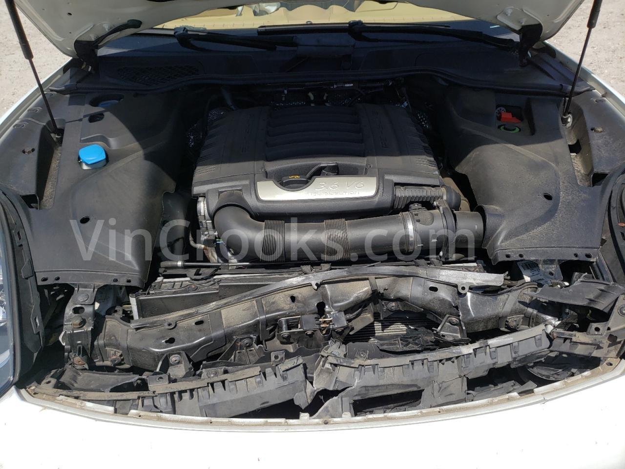 WP1AA2A20GKA37804