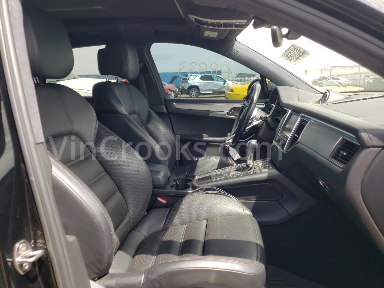 WP1AF2A50GLB93928