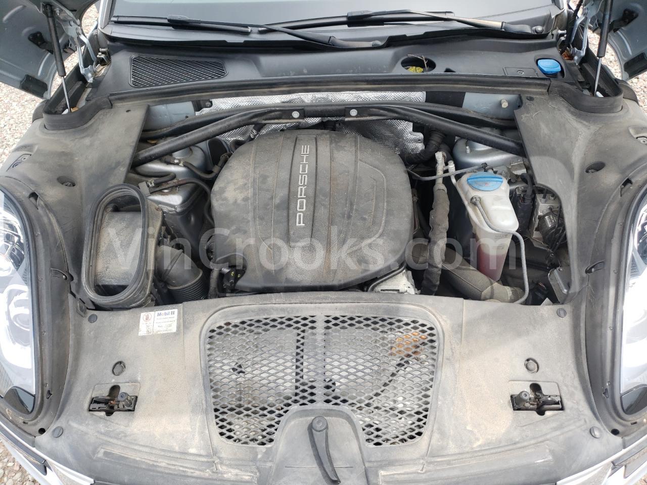 WP1AA2A54HLB06595