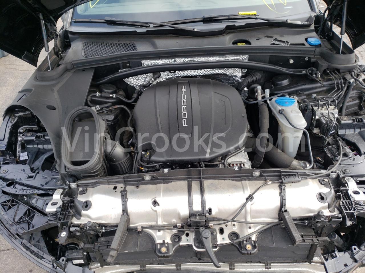 WP1AA2A55JLB24318