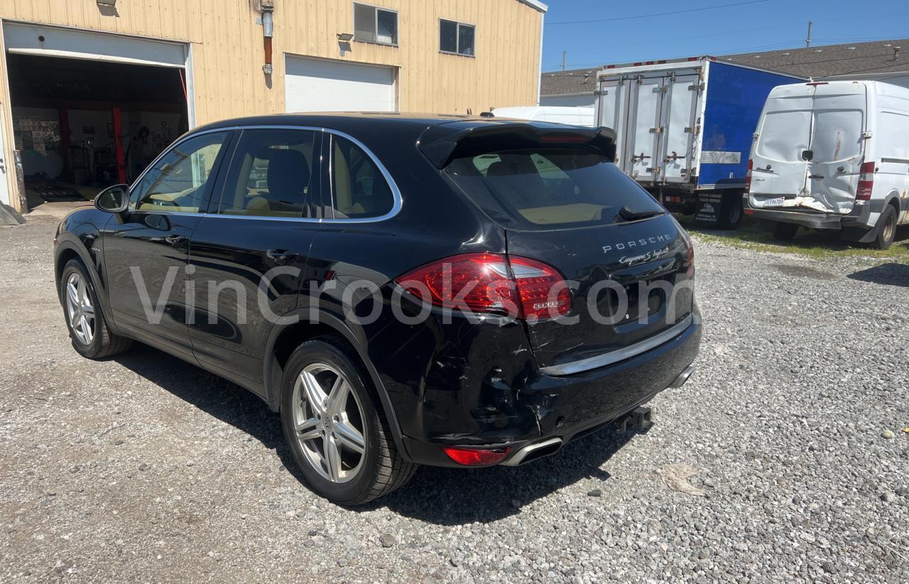 WP1AE2A27CLA92078