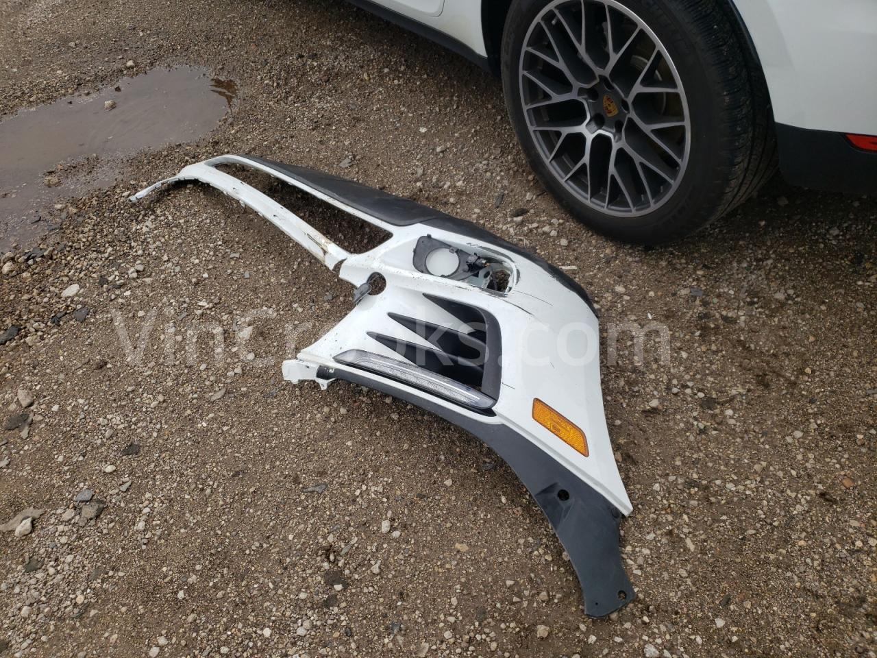 WP1AB2A50JLB31934
