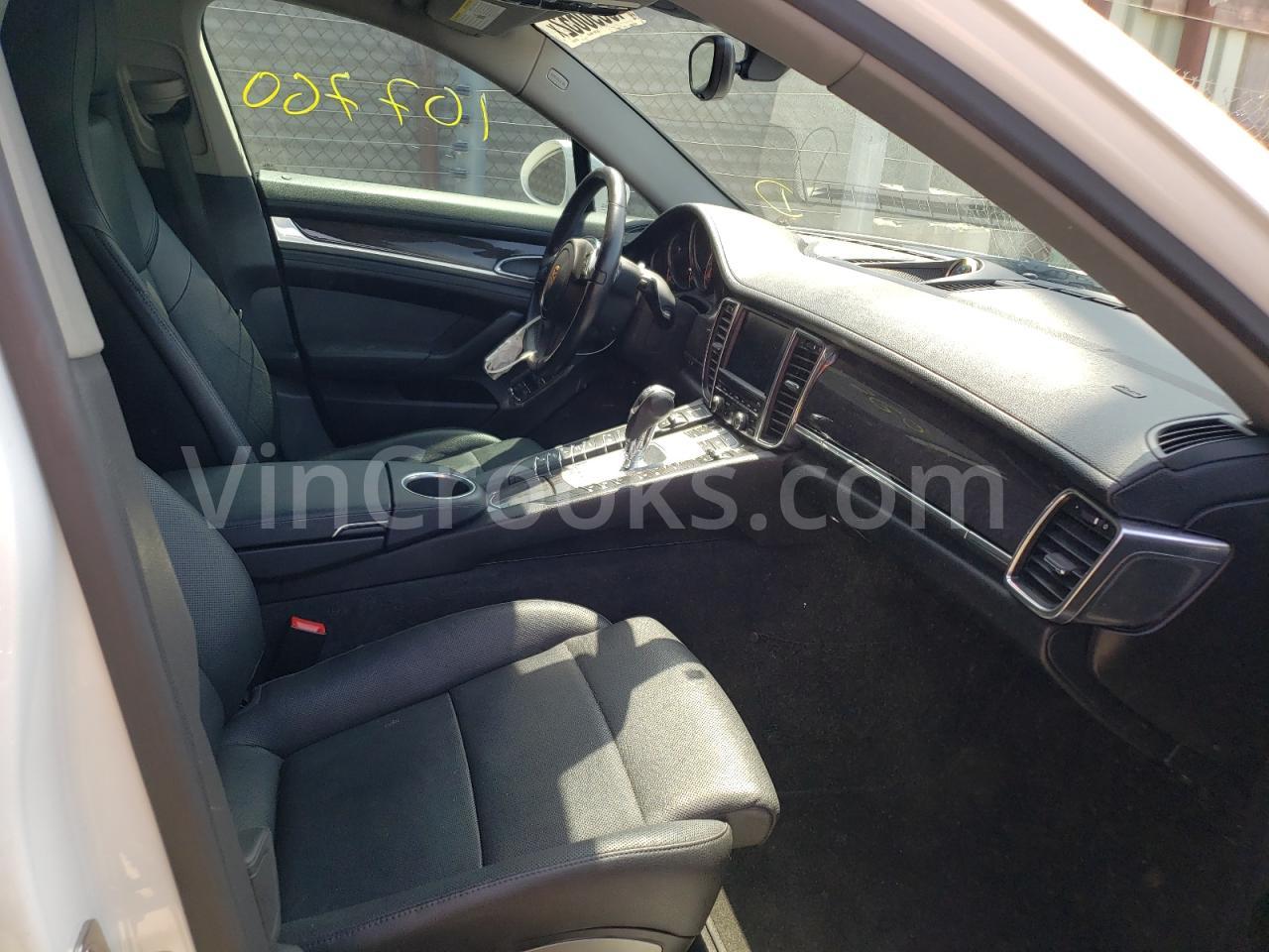 WP0AB2A73CL062260