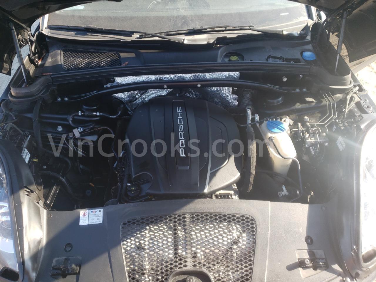 WP1AA2A58HLB81140