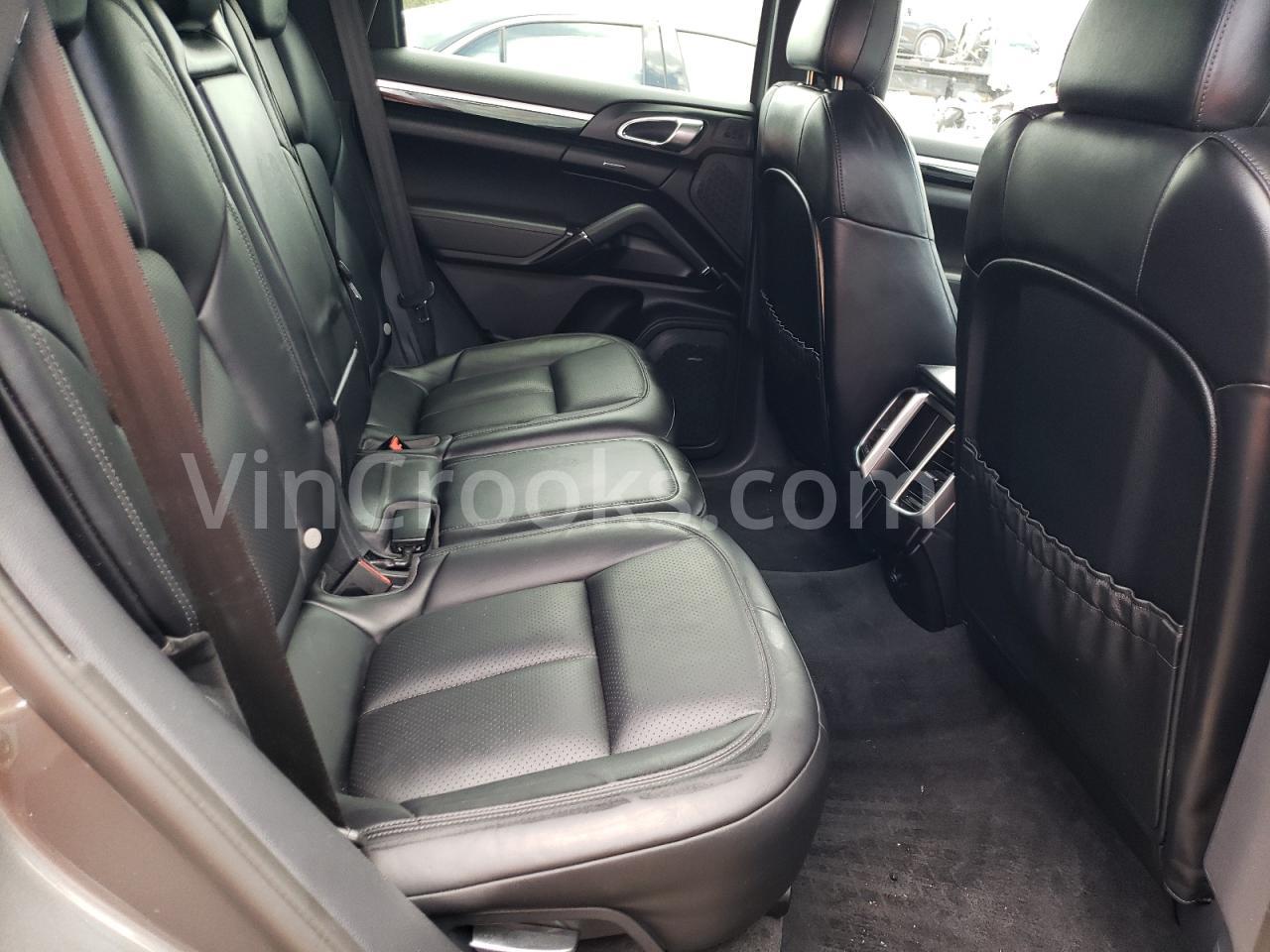 WP1AA2A28GKA15095