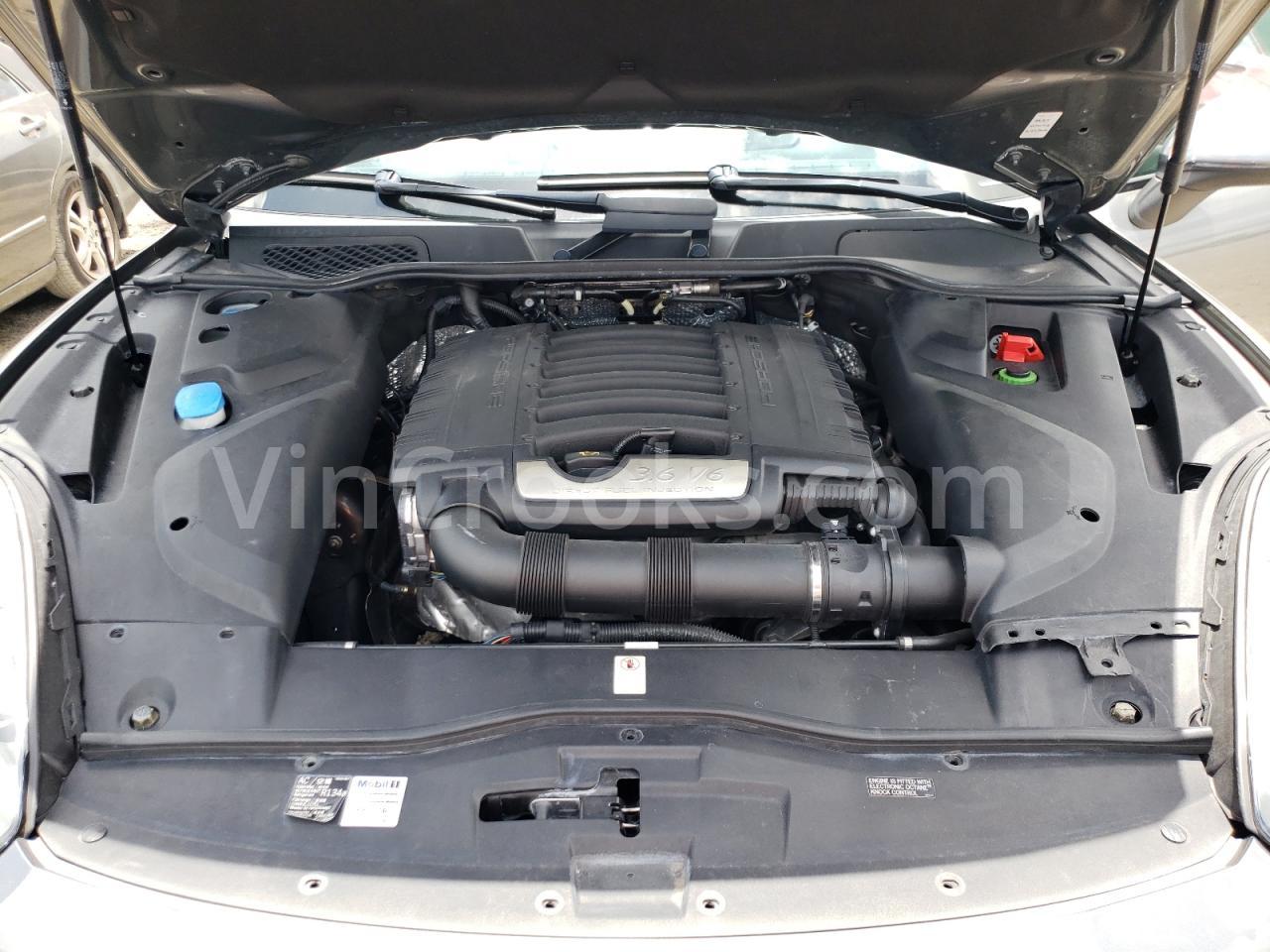 WP1AA2A28GKA15095