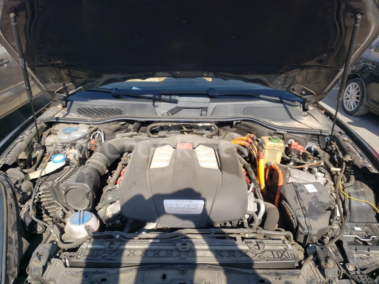 WP1AE2A28GLA61881