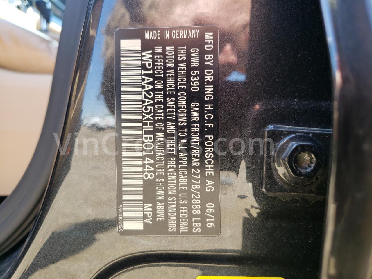 WP1AA2A5XHLB01448