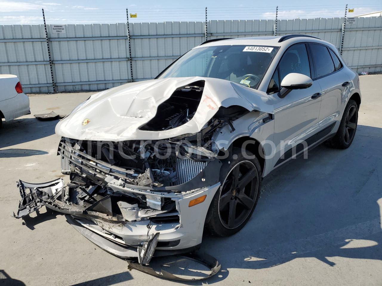 WP1AB2A53MLB37019